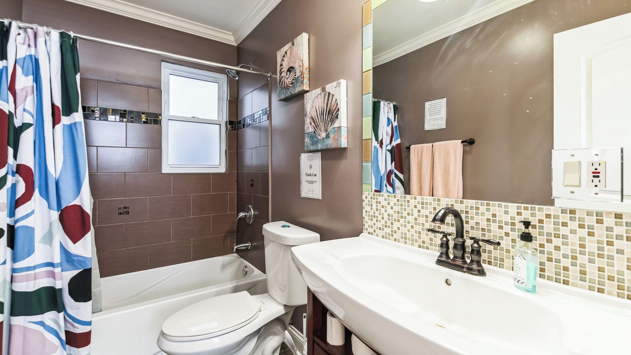 Photo of Bathroom in Belmont Cragin