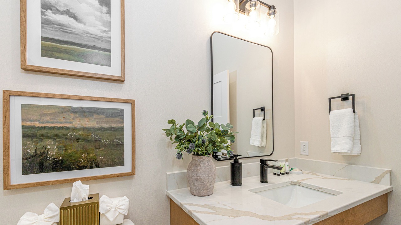 Photo of Bathroom in The Galena Territory