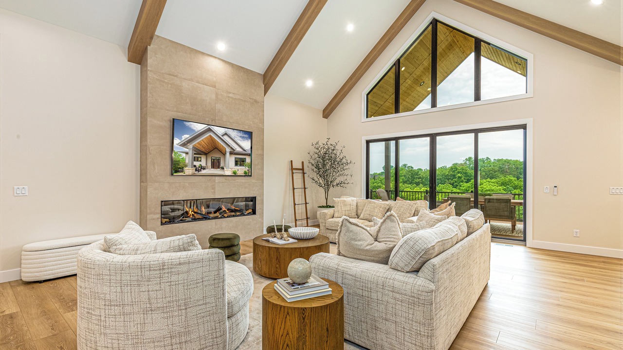 Photo of Livingroom in The Galena Territory