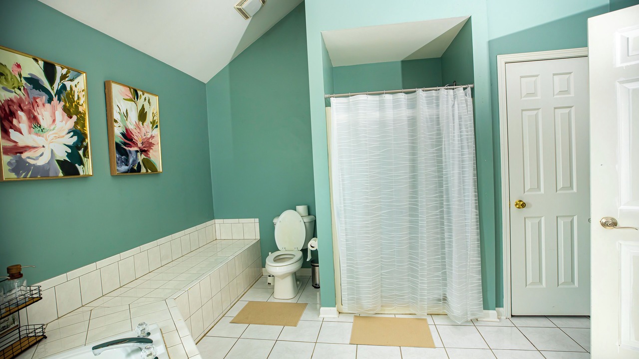 Photo of Bathroom in Fox Valley