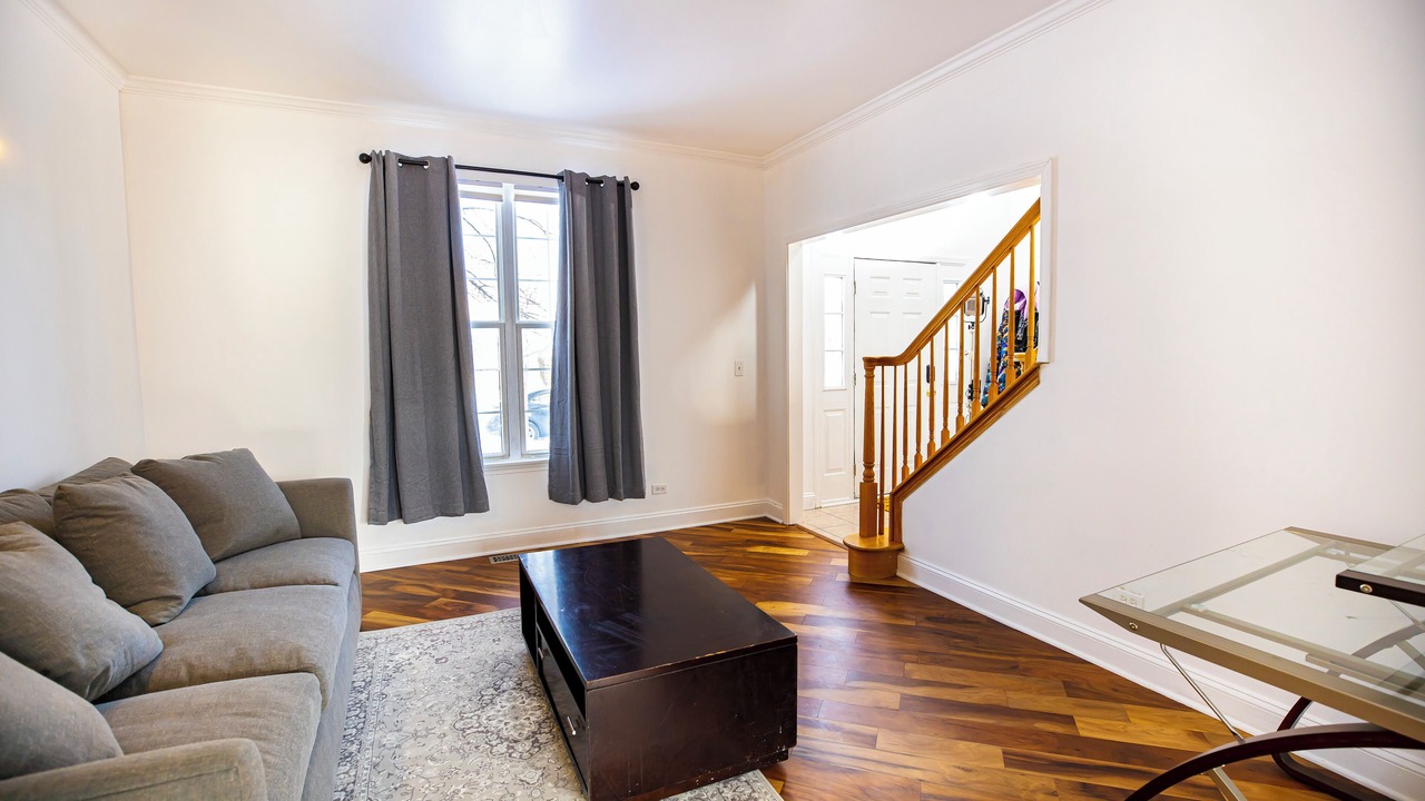 Photo of Livingroom in Fox Valley