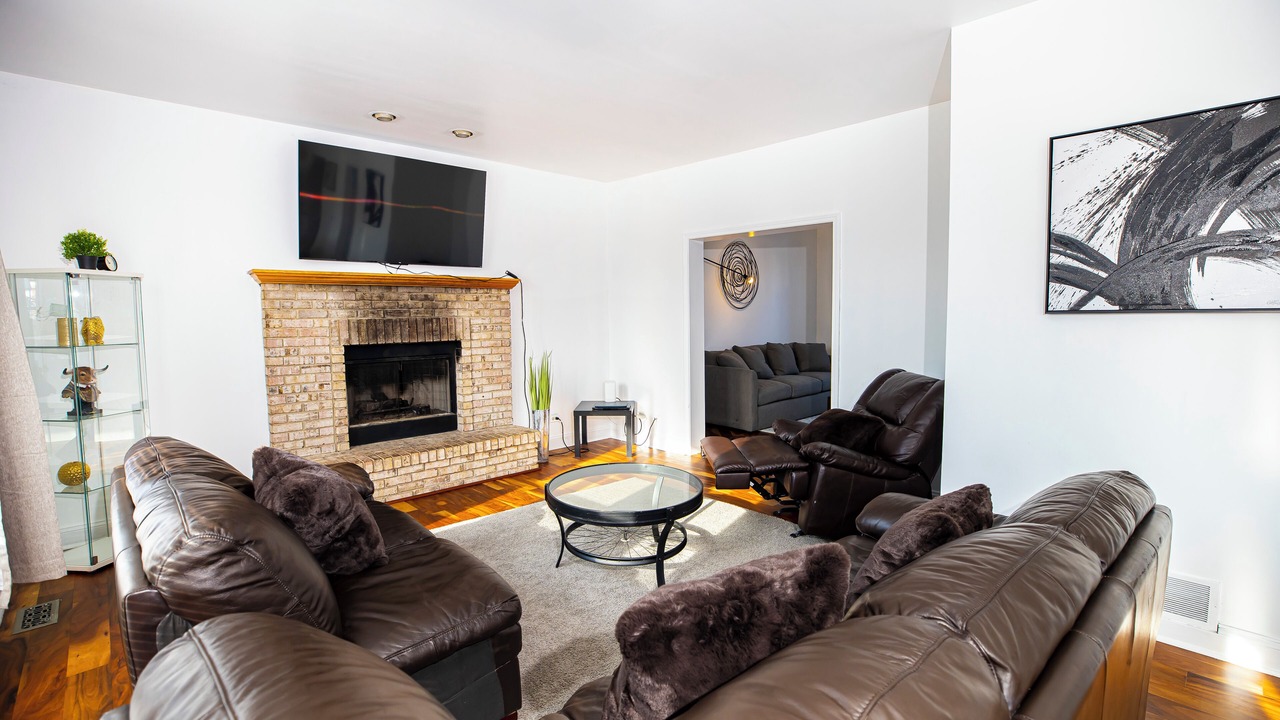 Photo of Livingroom in Fox Valley