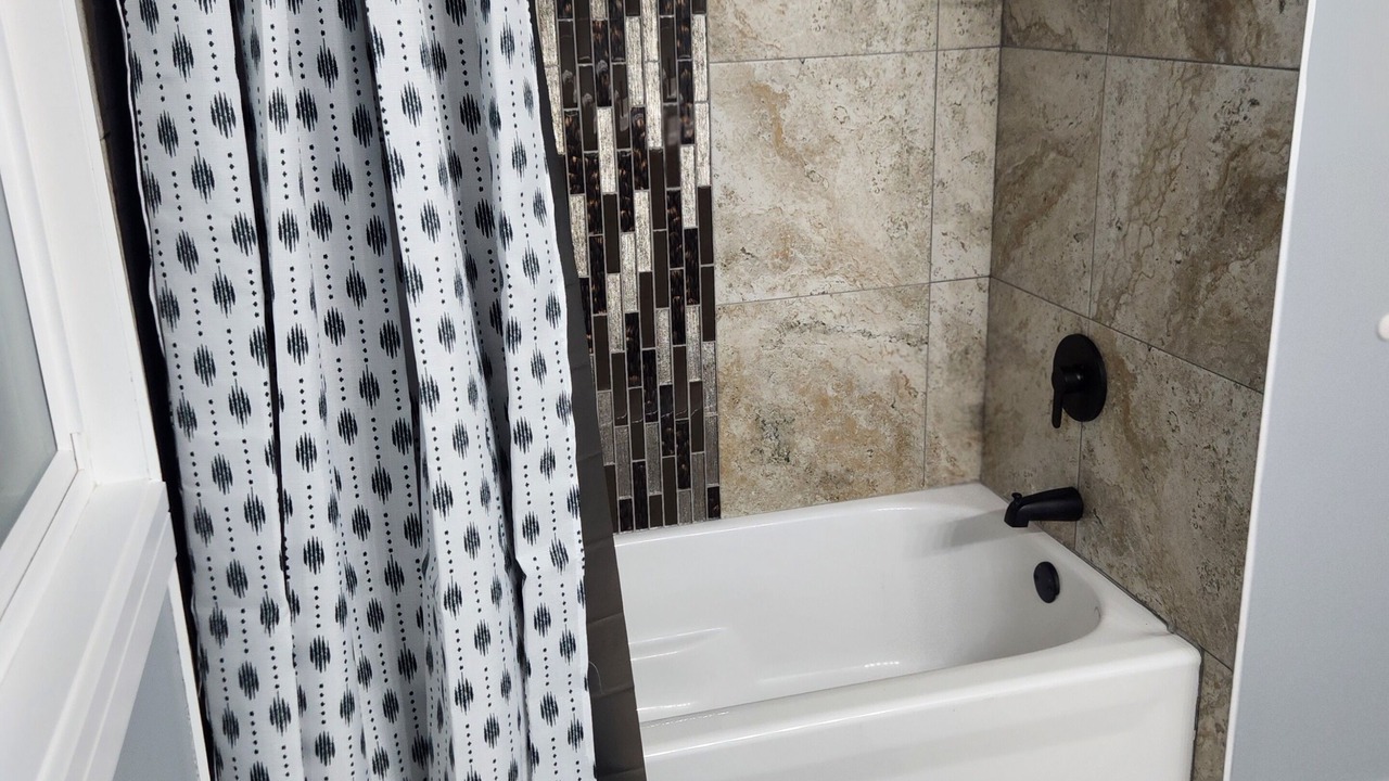 Photo of Bathroom in Calumet Heights