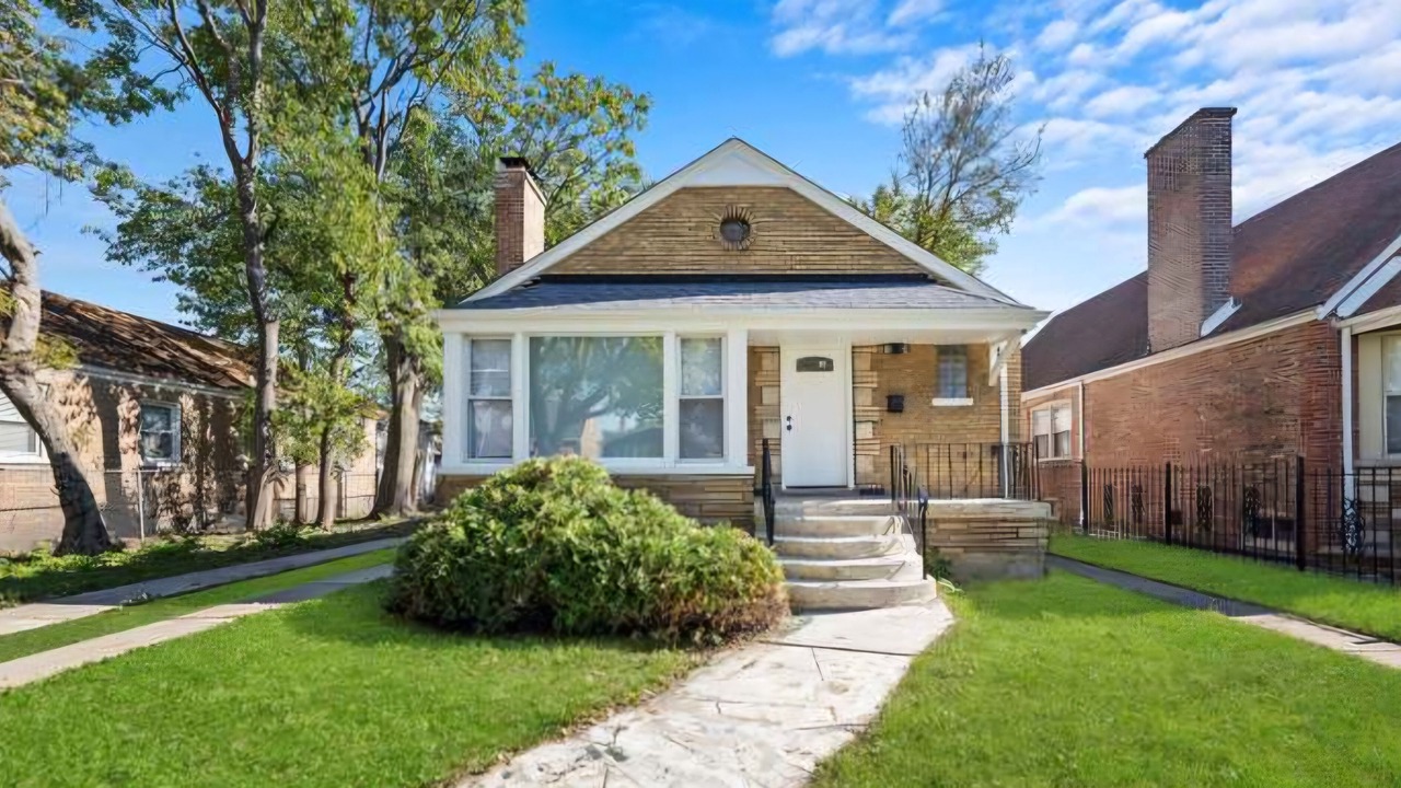 Photo of Outdoor in Calumet Heights