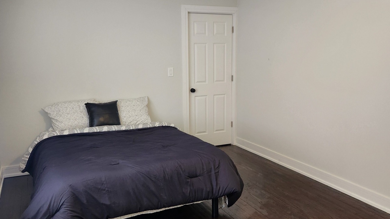 Photo of Bedroom in Calumet Heights