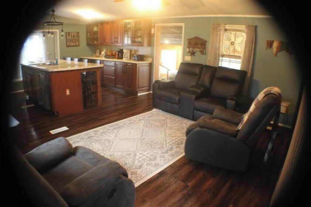 Photo of Livingroom in Gallatin County