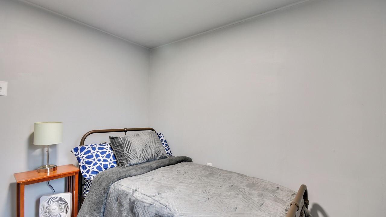 Photo of Bedroom in Quincy