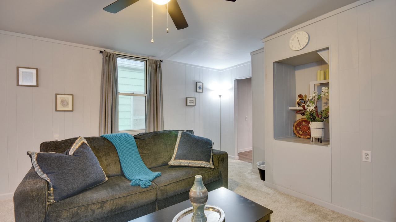 Photo of Livingroom in Quincy
