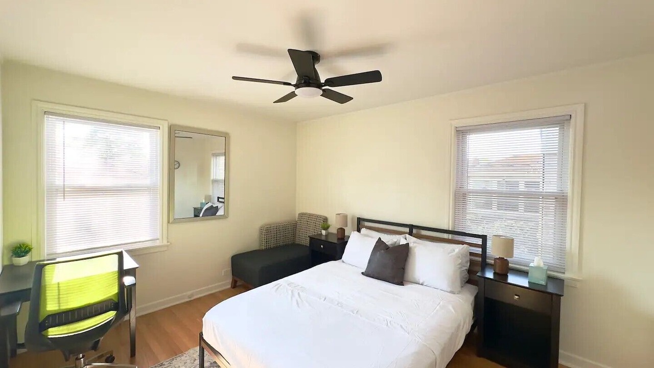 Photo of Bedroom in Skokie