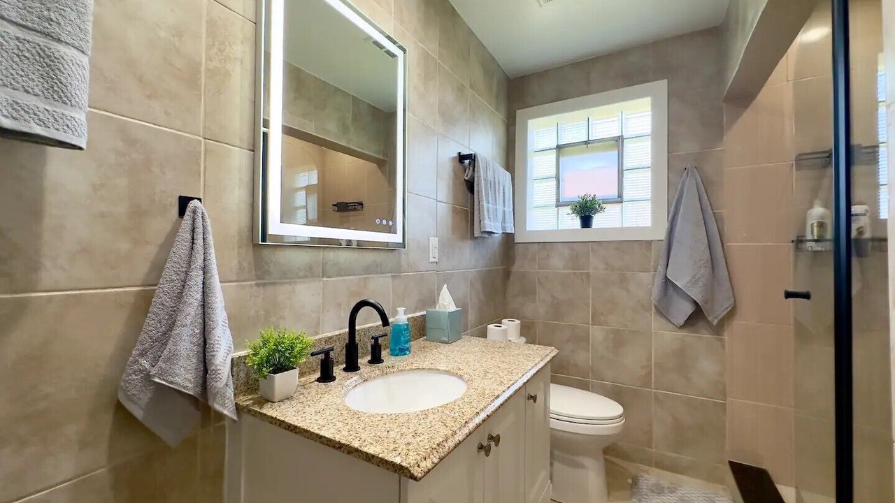 Photo of Bathroom in Skokie