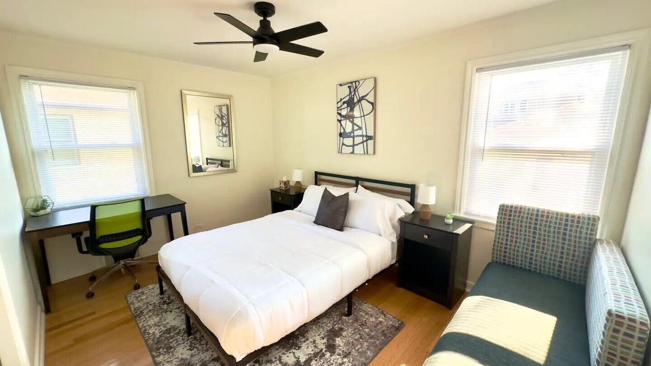 Photo of Bedroom in Skokie