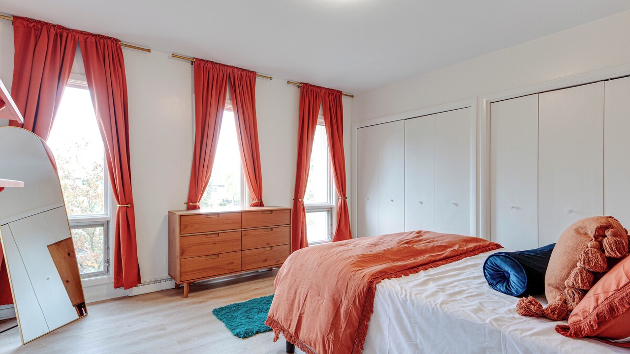 Photo of Bedroom in Highland Park