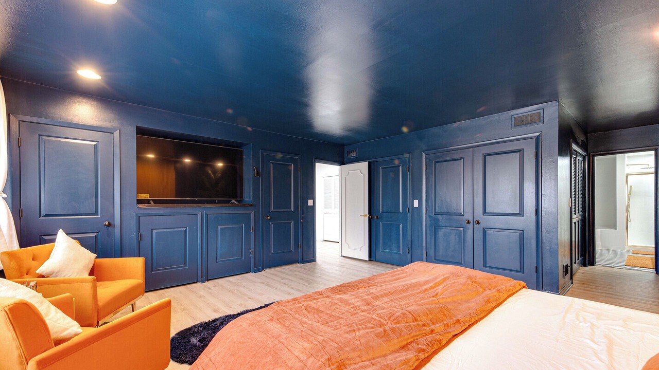 Photo of Bedroom in Highland Park