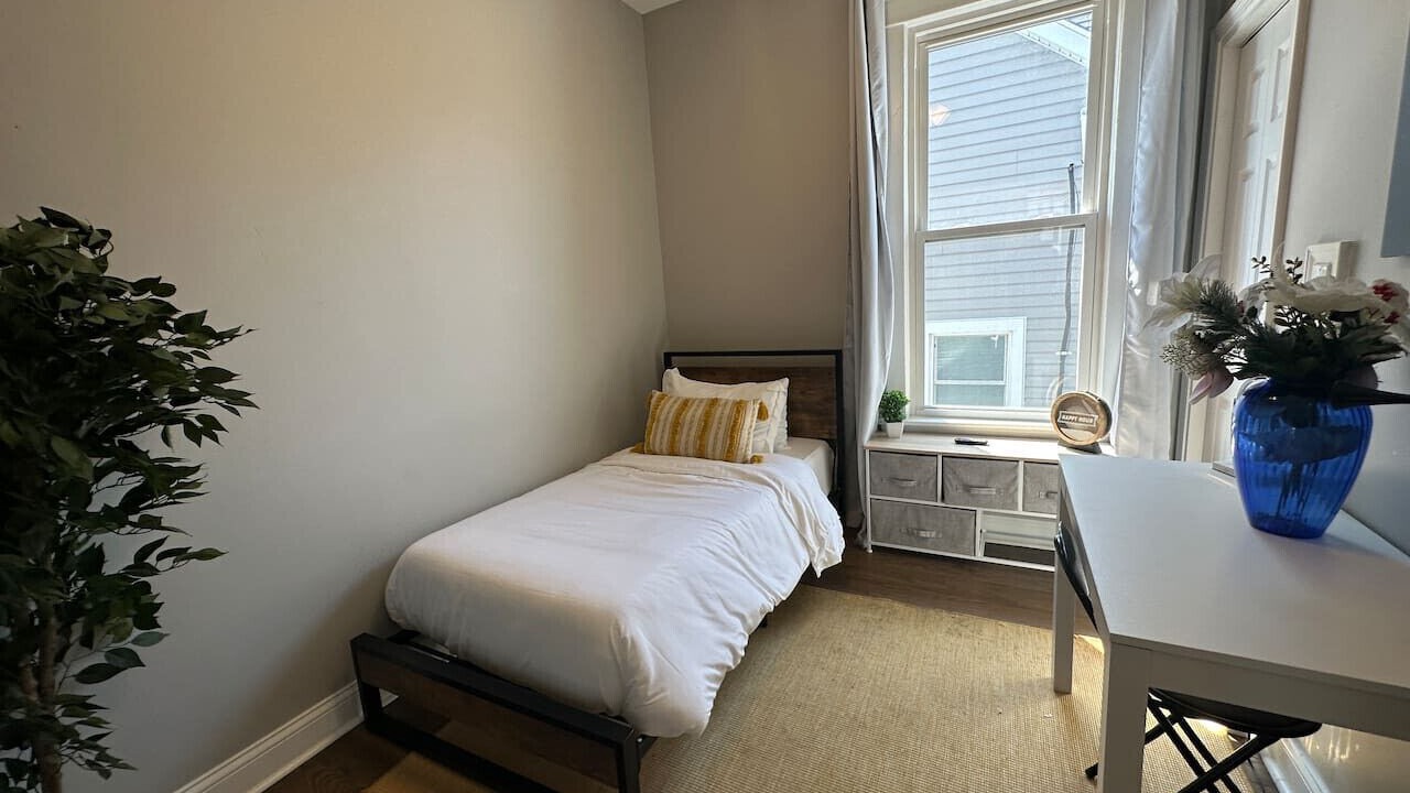 Photo of Bedroom in South Shore