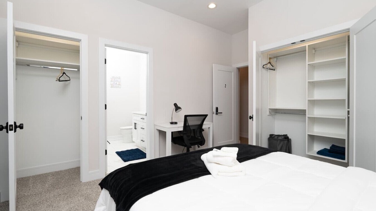 Photo of Bedroom in Bronzeville