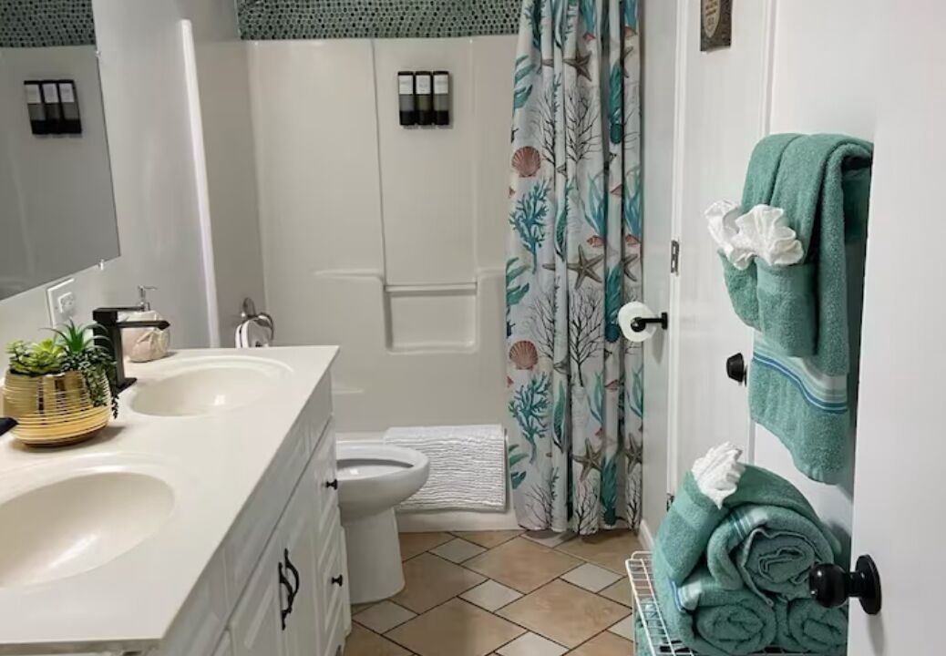 Photo of Bathroom in Waukegan