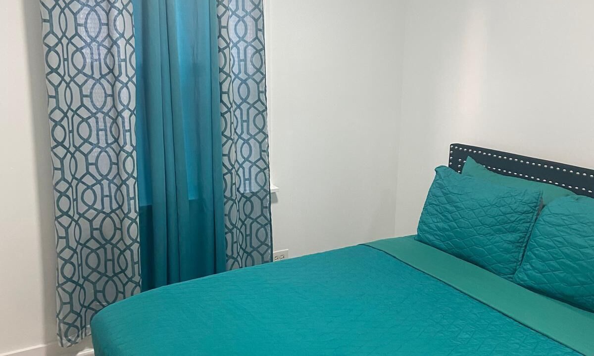 Photo of Bedroom in Waukegan
