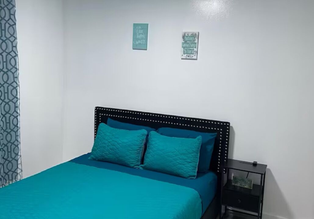 Photo of Bedroom in Waukegan