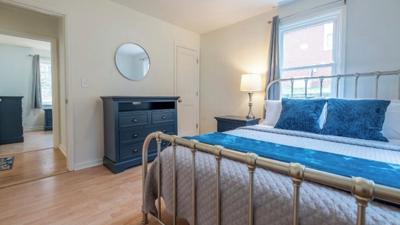 Photo of Bedroom in Peoria Heights
