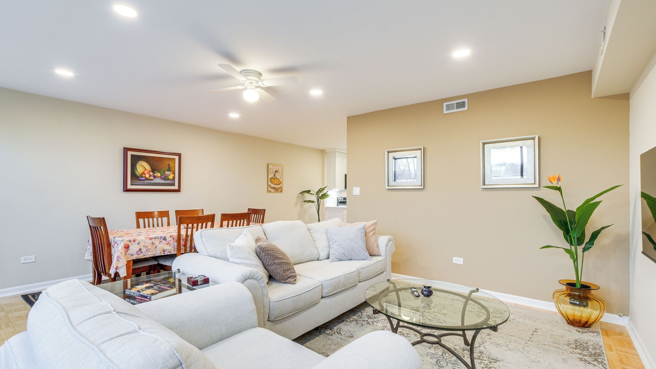 Photo of Livingroom in Chicago
