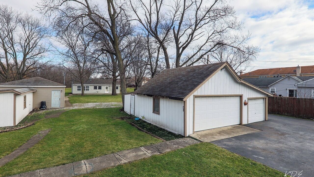 Photo of Outdoor in Tinley Park