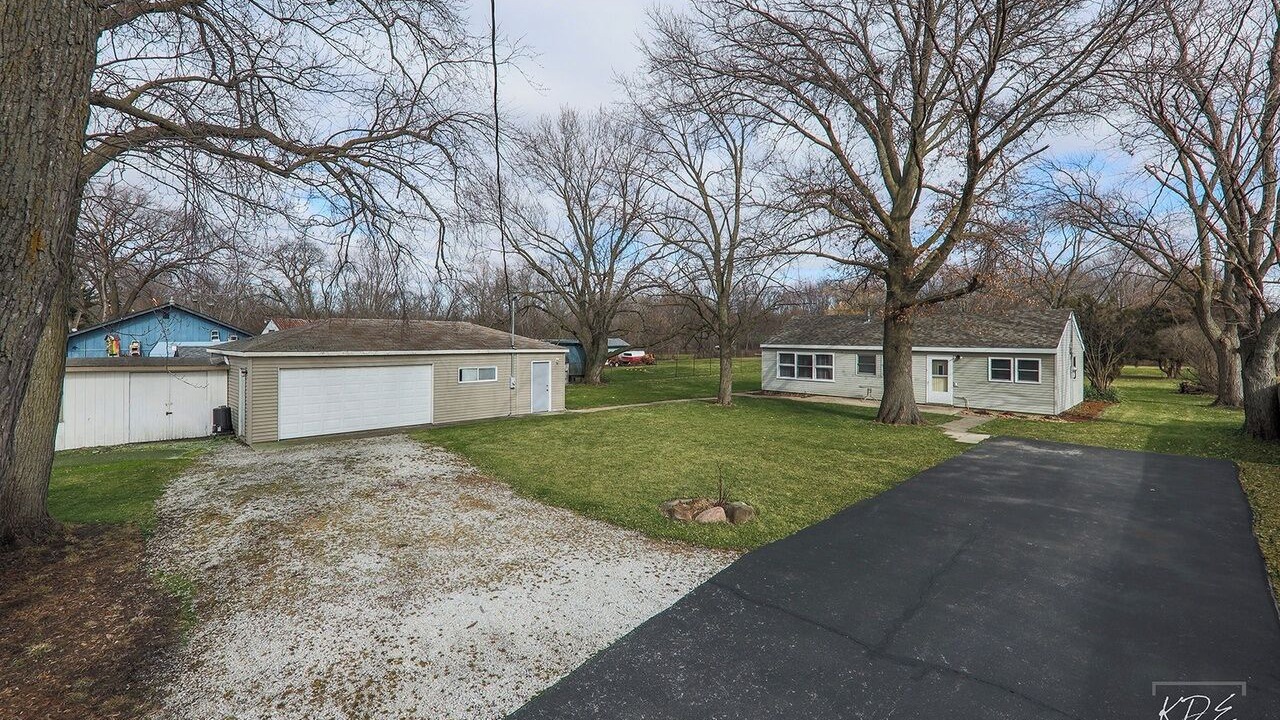 Photo of Outdoor in Tinley Park