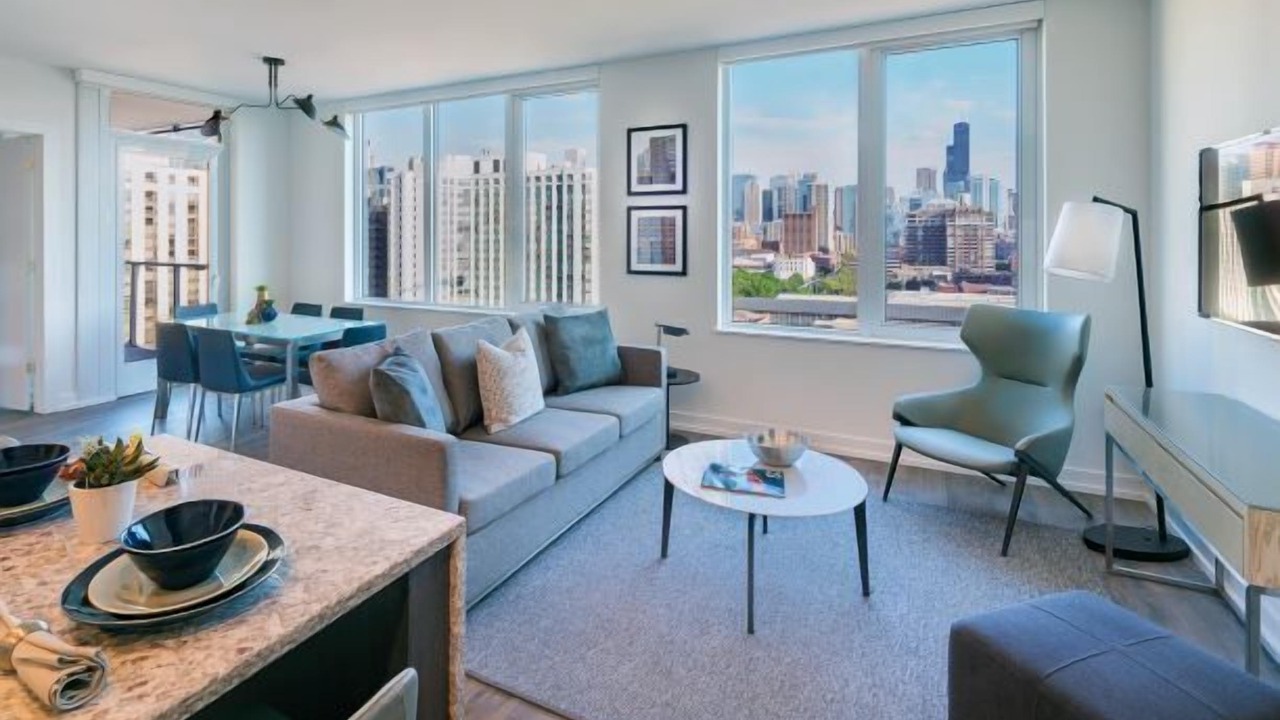 Photo of Livingroom in Near North Side