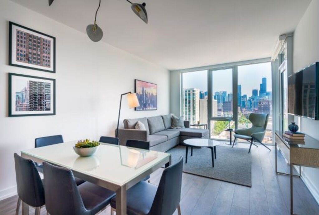 Photo of Bedroom in Near North Side