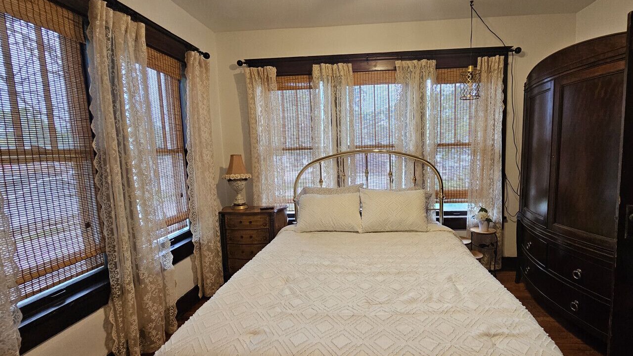 Photo of Bedroom in Mattoon