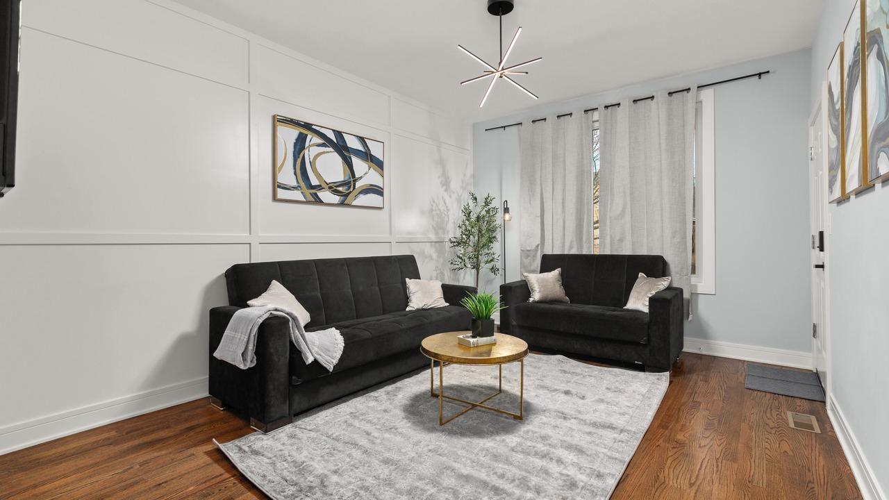 Photo of Livingroom in Chicago