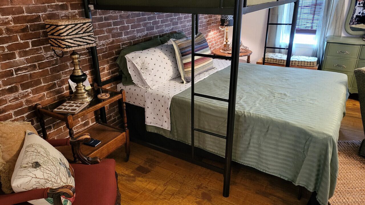 Photo of Bedroom in Shelbyville