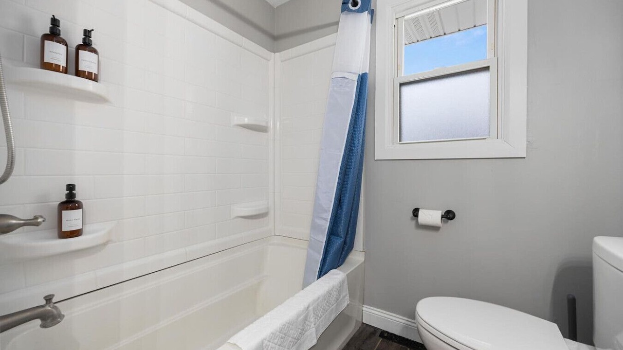 Photo of Bathroom in Morton