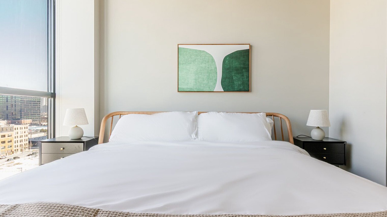 Photo of Bedroom in Near West Side