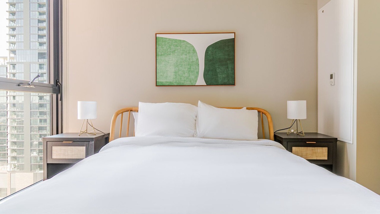 Photo of Bedroom in Near West Side