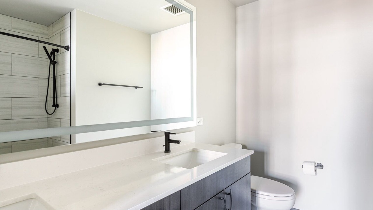 Photo of Bathroom in Near West Side