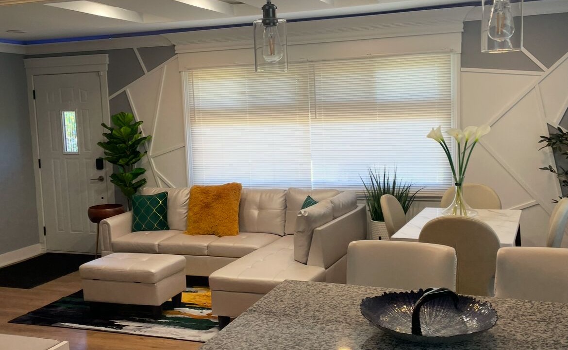 Photo of Livingroom in Chicago Heights