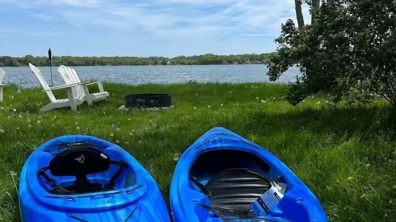 Photo of Others in Round Lake Beach