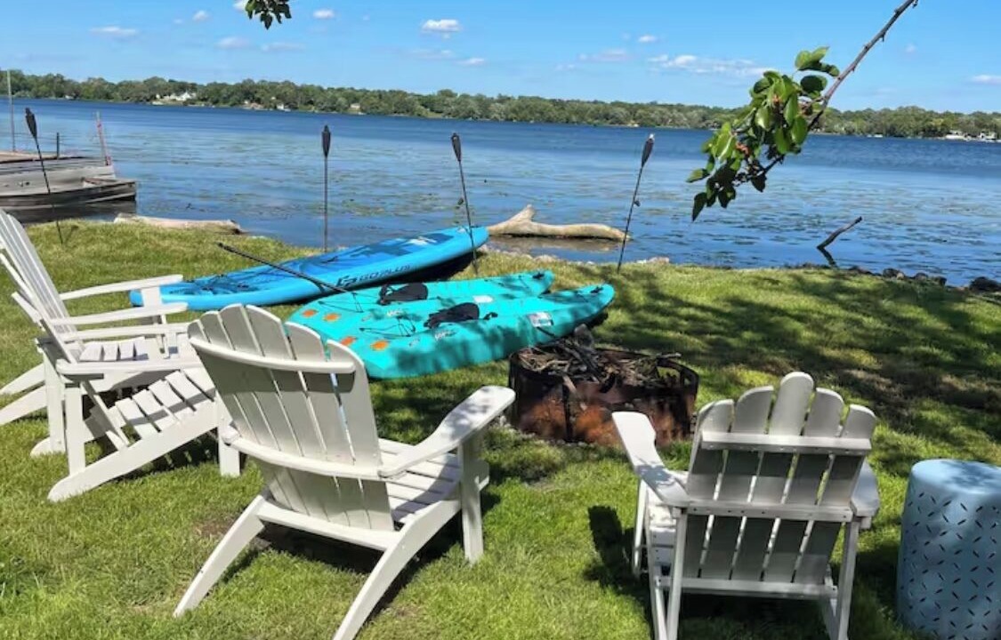 Photo of Outdoor in Round Lake Beach