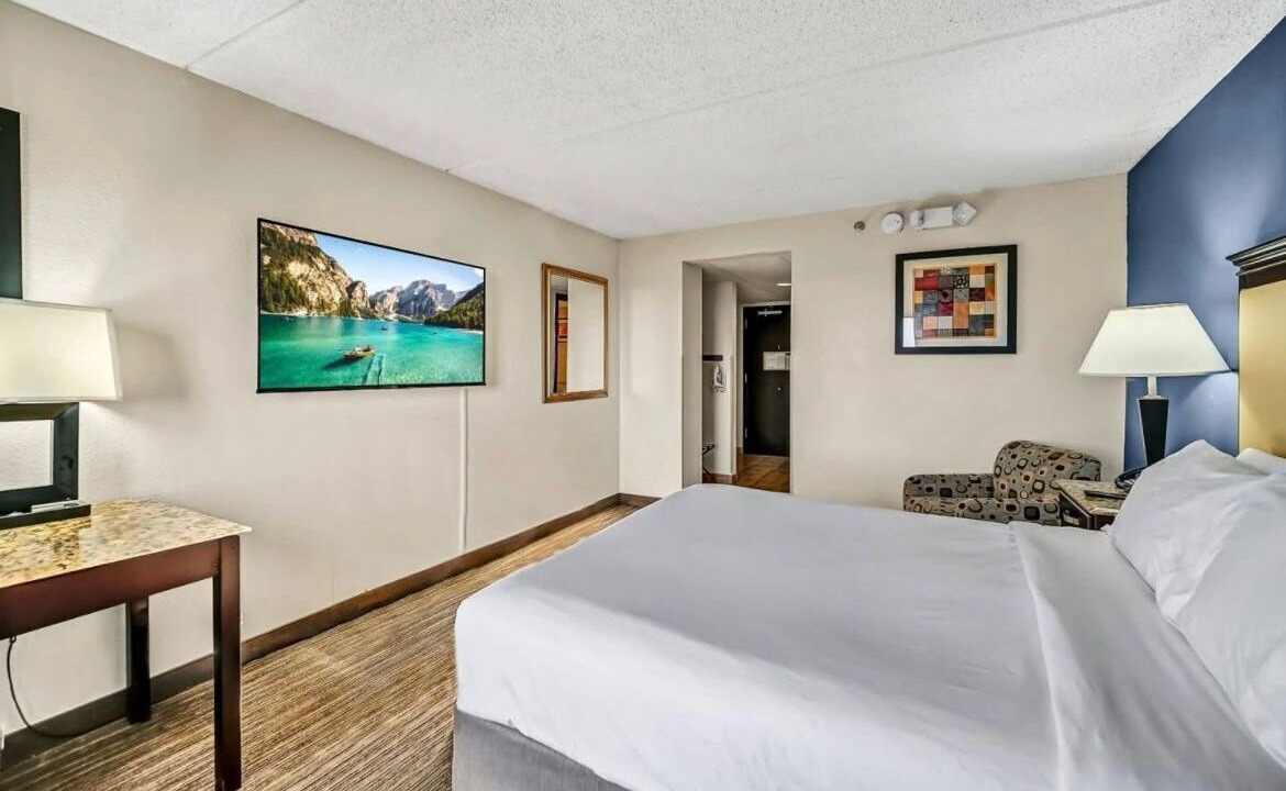 Photo of Bedroom in Schaumburg