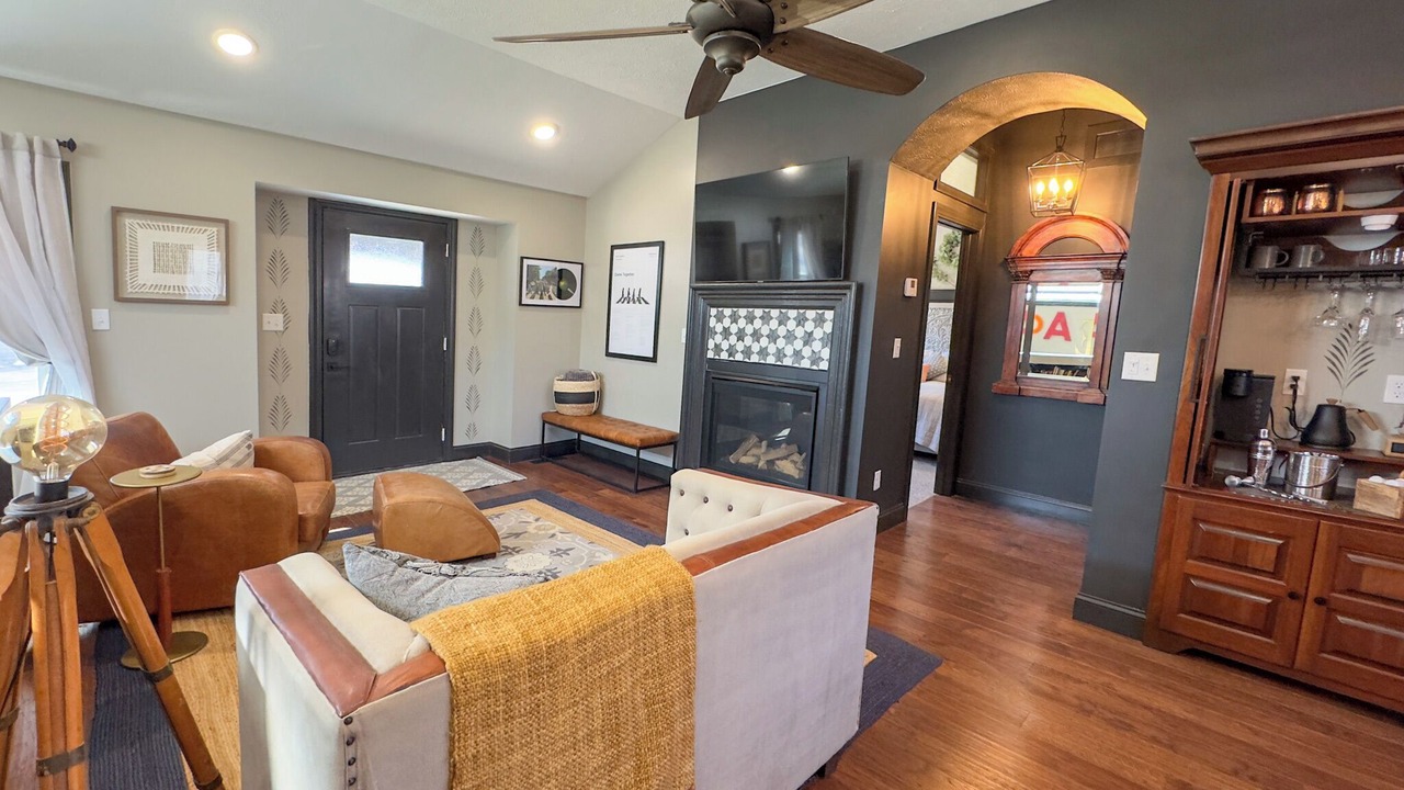 Photo of Livingroom in Peoria Heights