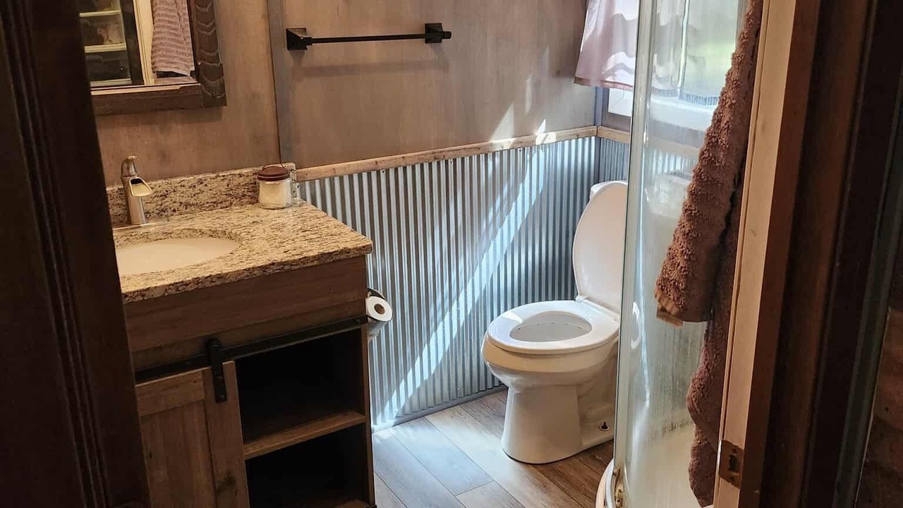 Photo of Bathroom in Gerlaw