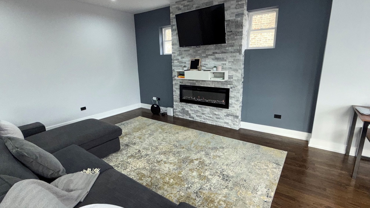 Photo of Livingroom in Albany Park