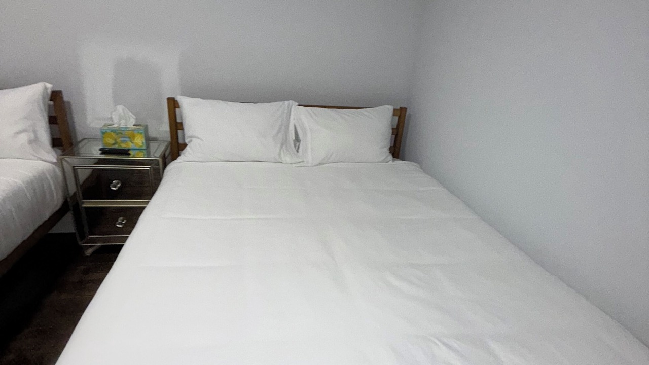 Photo of Bedroom in Albany Park