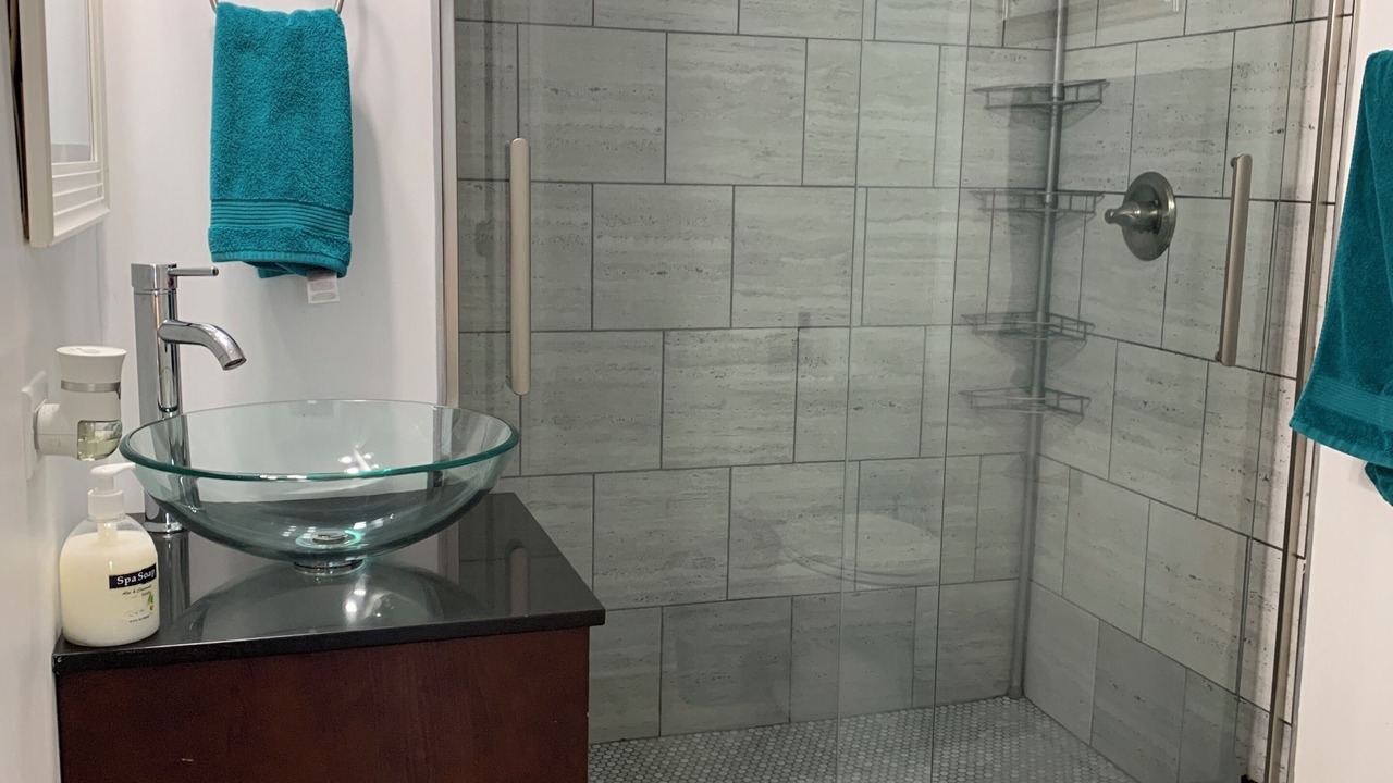 Photo of Bathroom in Wood Dale