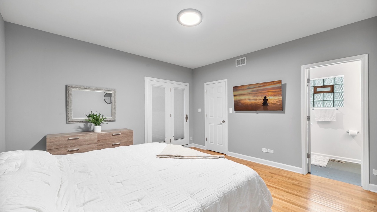 Photo of Bedroom in West Town
