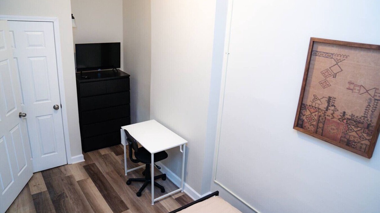 Photo of Bedroom in Lincoln Park
