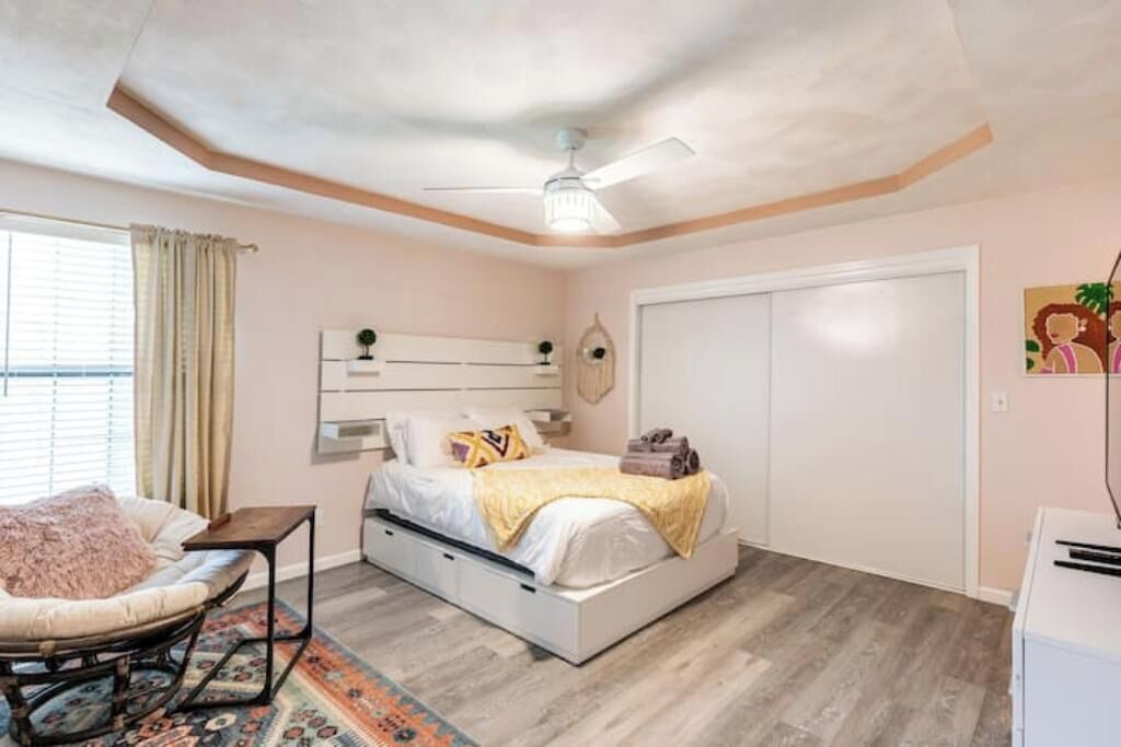 Photo of Bedroom in Belleville