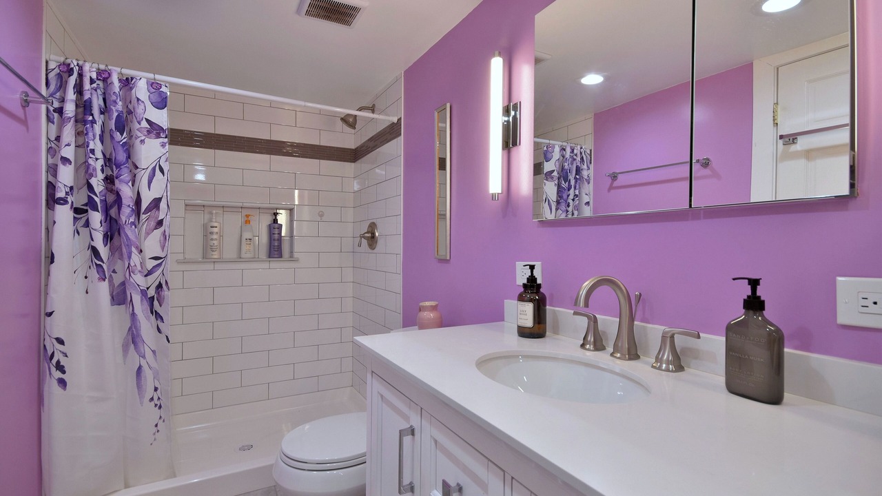 Photo of Bathroom in Oak Park