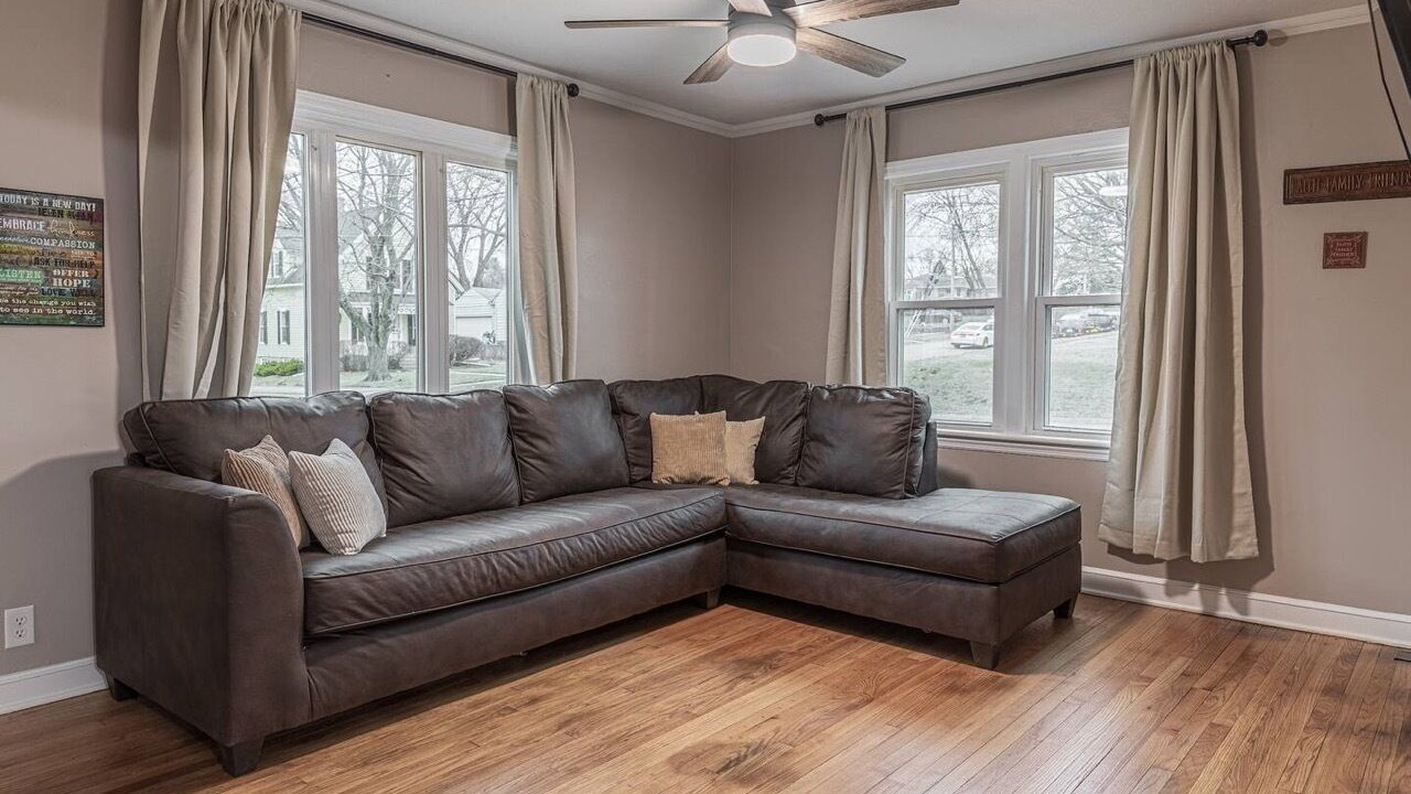 Photo of Livingroom in Rockford