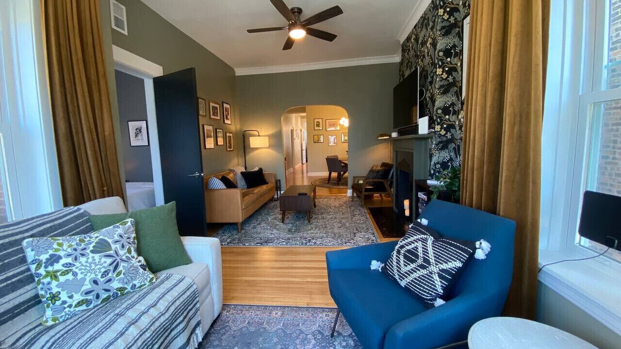 Photo of Livingroom in Ravenswood